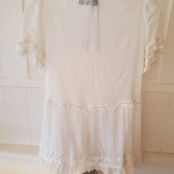 Alloy Brand Cream Sheer top size M - Picture 5 of 6